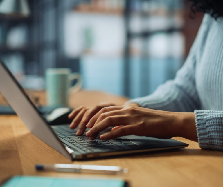 How Digital Marketing Services Aid in the Development of Small Businesses