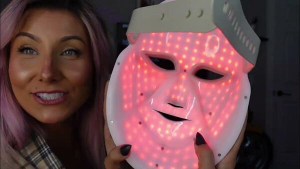 Cleopatra LED Mask Reviews: Is It a Scam or The Best Skincare Device?